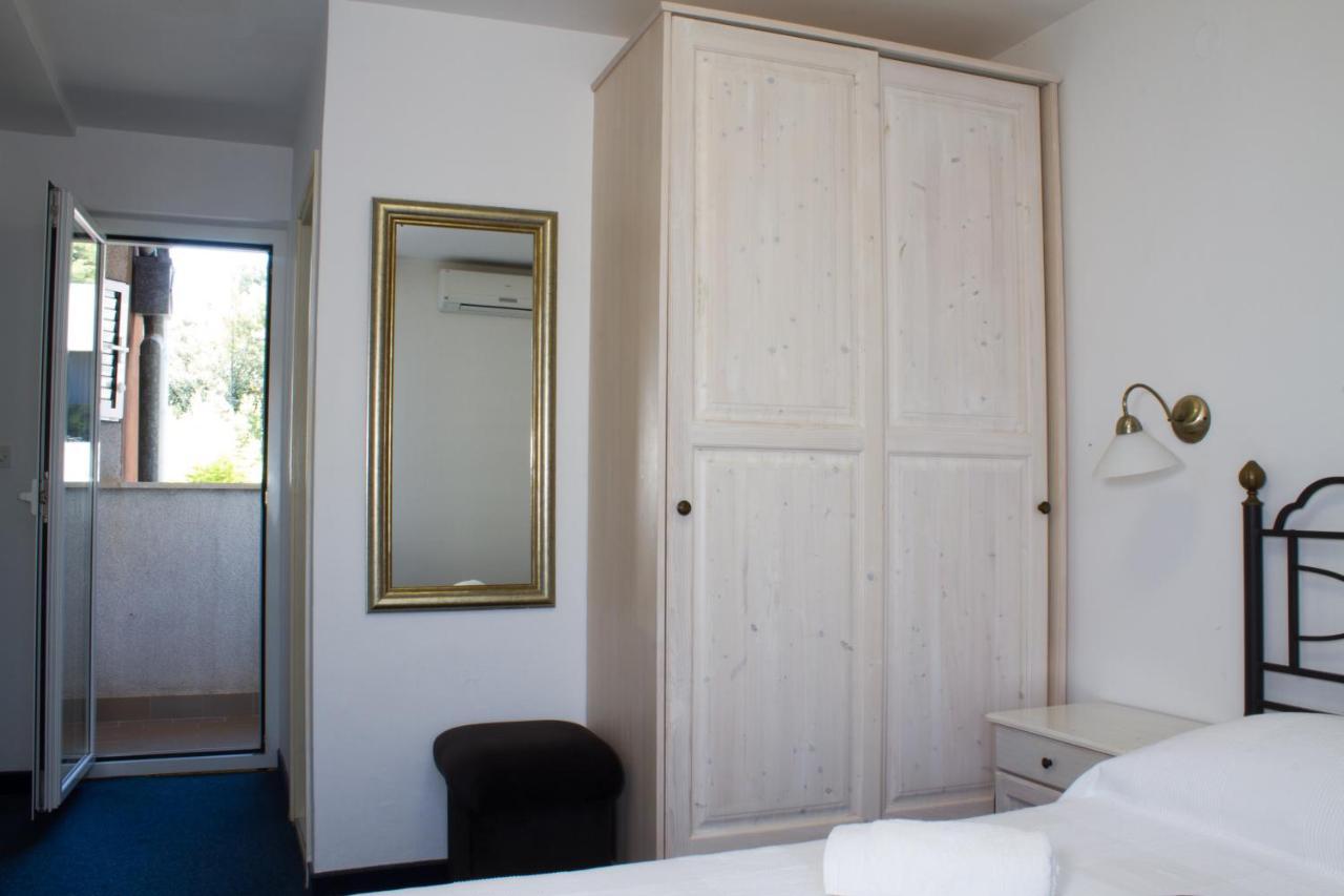 B&B Baron Gautsch Rovinj Buitenkant foto