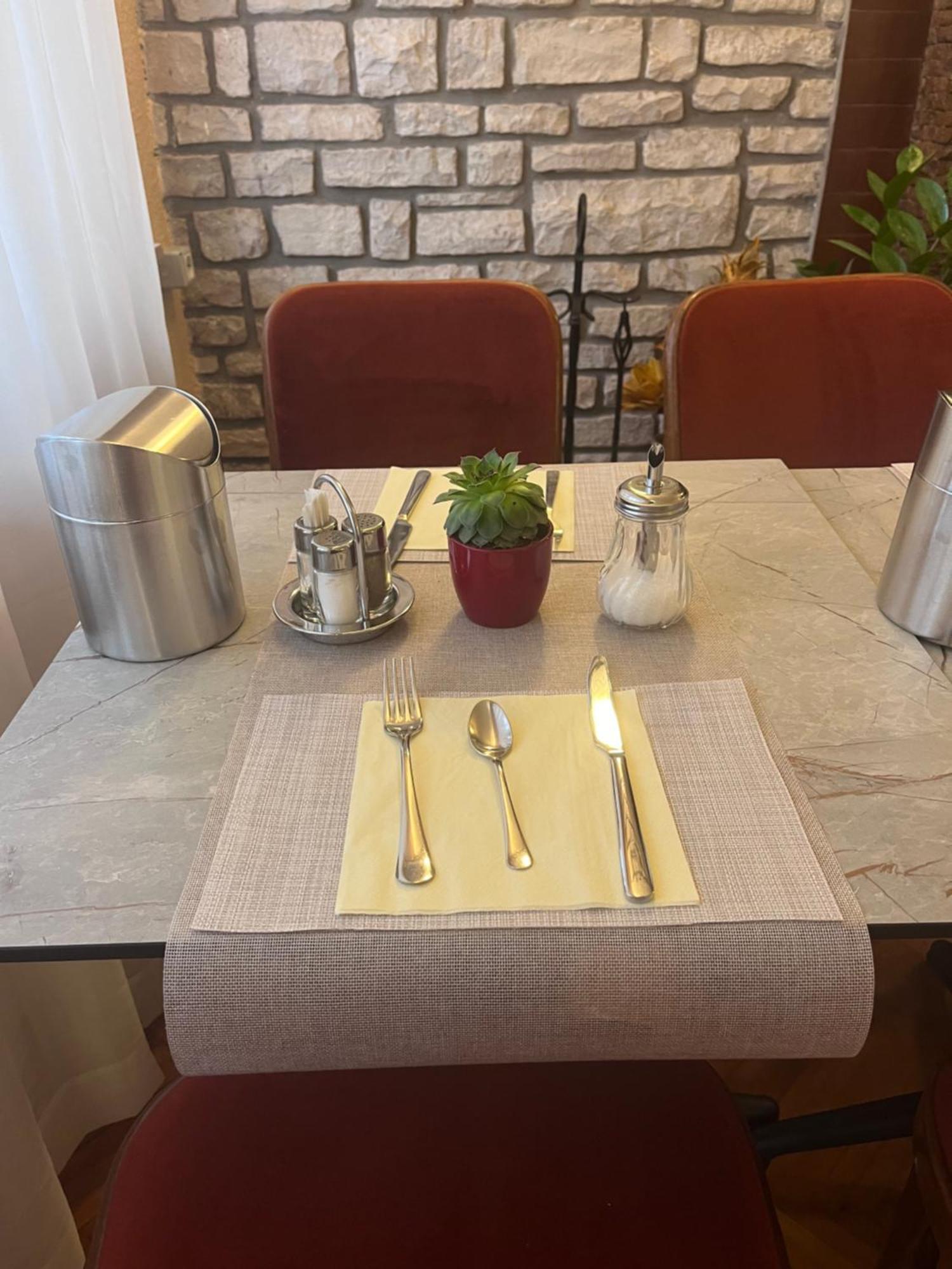 B&B Baron Gautsch Rovinj Buitenkant foto